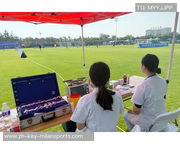 足球发泄：如何将激情与情绪转化为场上的动力与团队合作的力量